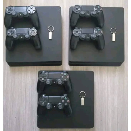 Console PS4 Slim Flashée – 1 To (1000 Go) + 14 Jeux – Disponible à Dakar !